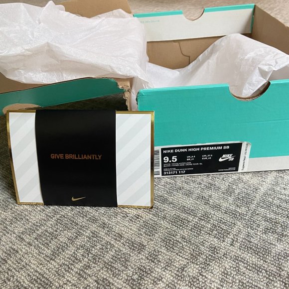 Nike Dunk High Premium SB Flamingo